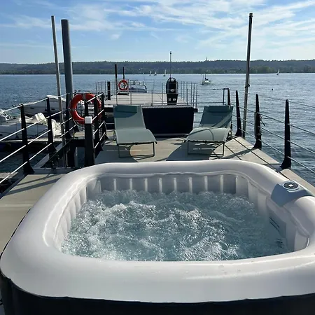 Botel Celesia Sky Water Andromeda Sesto Calende