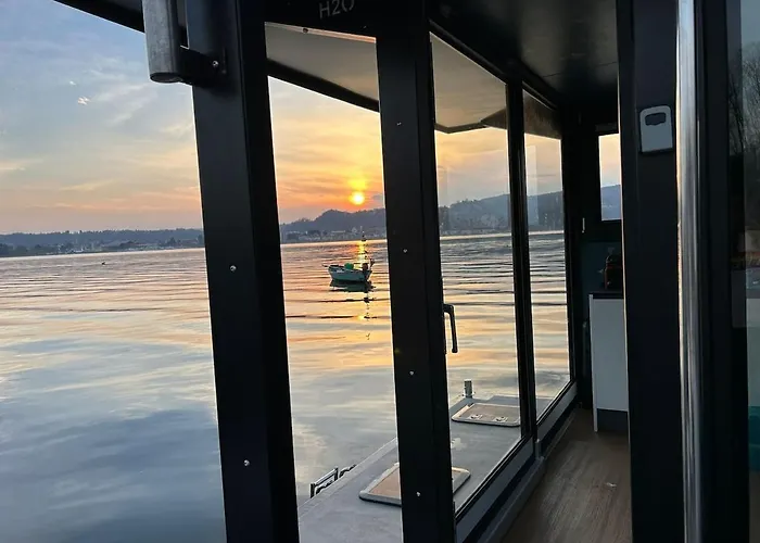 Botel Celesia Sky Water Andromeda *