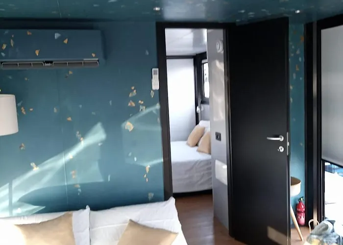 Celesia Sky Water Andromeda Hotel na wodzie *